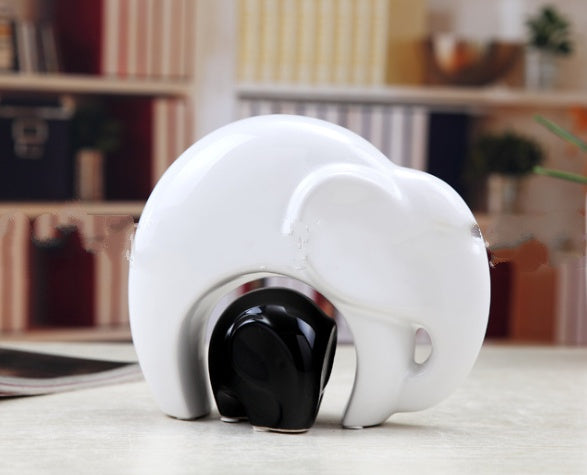 Elegant Mother and Child Elephant Ceramic Home Décor