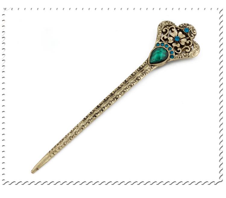Ancient Costume Hairpin – Elegant Vintage Hair Accessory