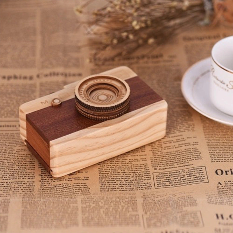 Retro Wooden Camera Music Box – Charming Home Décor Gift
