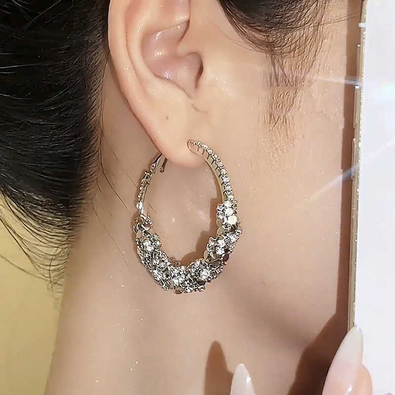 Chic Oversized Hoops with Modern & Polished Appeal
