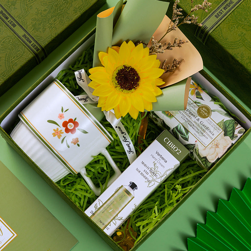 Thoughtful Welcome Gifts for Annual Meetings & Valued Customers