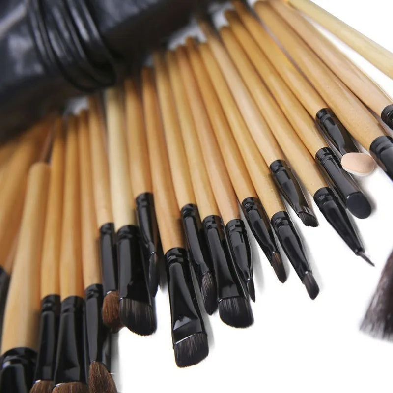 Complete 24-Piece Makeup Brush Set for Effortless Glam Looks
