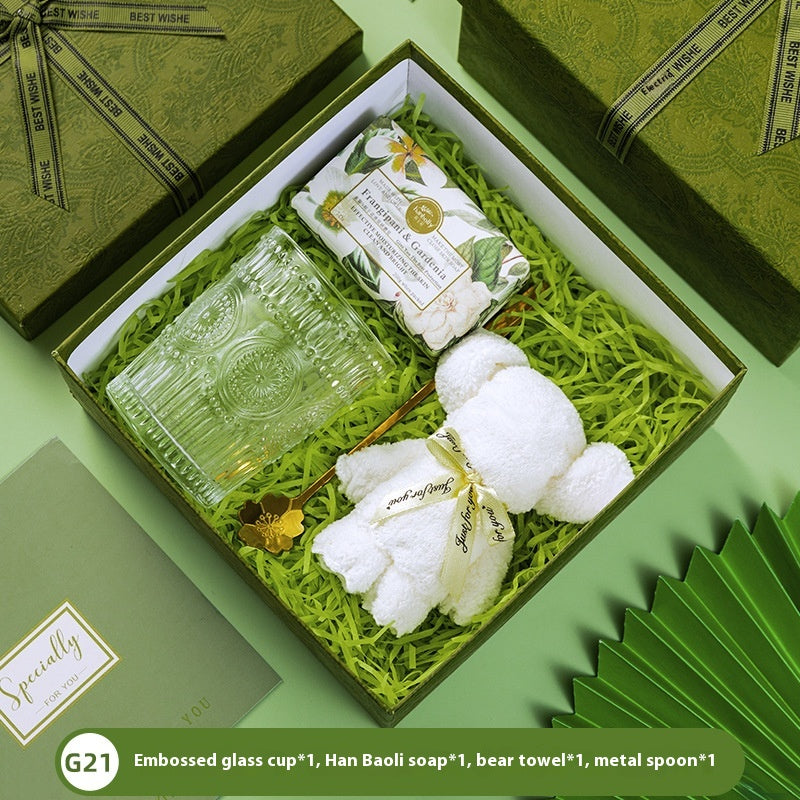 Thoughtful Welcome Gifts for Annual Meetings & Valued Customers