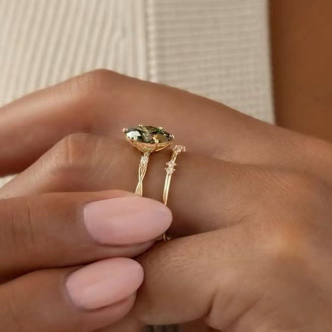 Chic Gold-Plated Ring with Radiant Emerald Accent